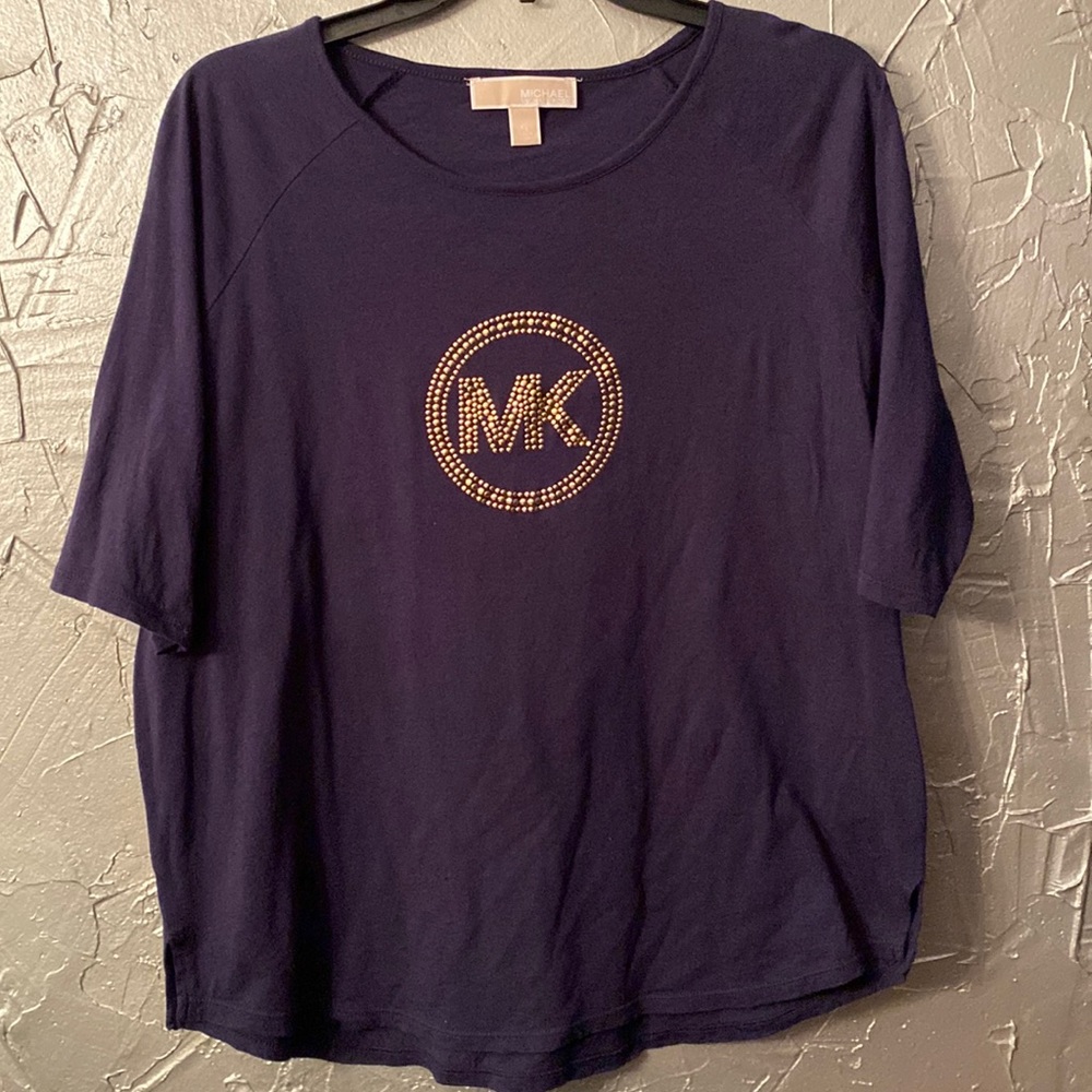 Michael Michael Kors Navy Short Sleeve rounded across bottom shirt with MK XL